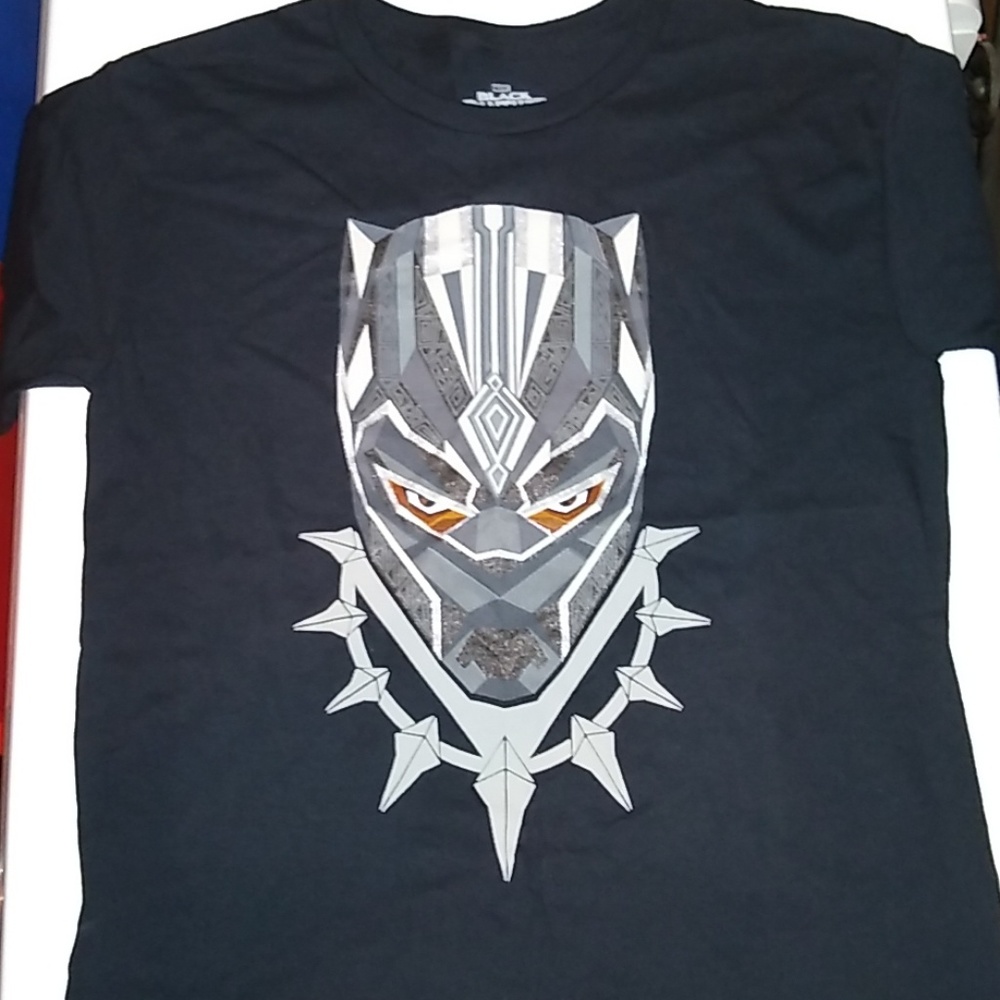 Black Panther Shirt NWT size L 10/12